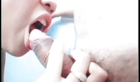 Sert çıplak krem MİLF Kitty İNGİLTERE'DE oynamayı mature grup seks seviyorum