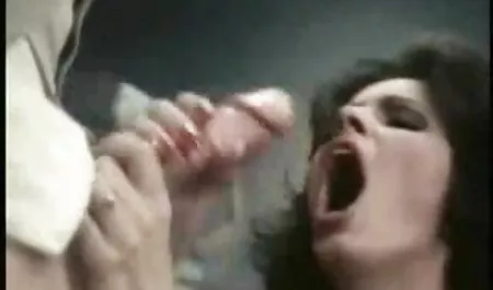 Gür sarı sex olgun izle Cami Kahverengi düştü