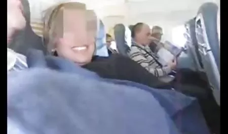 Esmer mutfakta tezgahın üstünde seks alır mature grup pornolar