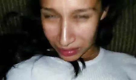 Sarışın dansçı alır eğitmenler mature sexs indir oğlu Becerdin