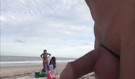 Oral seks Busty önce rehinci Latin olgun güzel sex