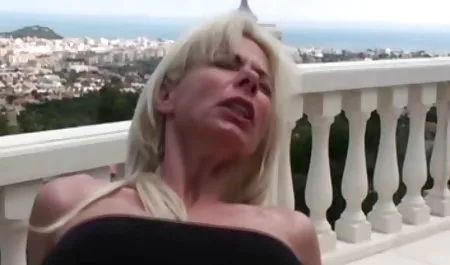 Yanakları arasında seks güzel kız horoz taşlama olgun sekx izle