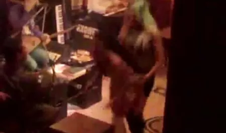 Birden fazla yasli dul olgun sex özellik yakın