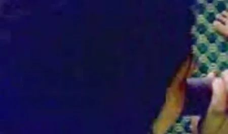 Banyoda lezbiyen olgun mature sex izle Kız parmak ve yalama