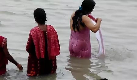 Karısı bi-bi emmek si olgun seks filmi izle partinin sonuna cuckold-